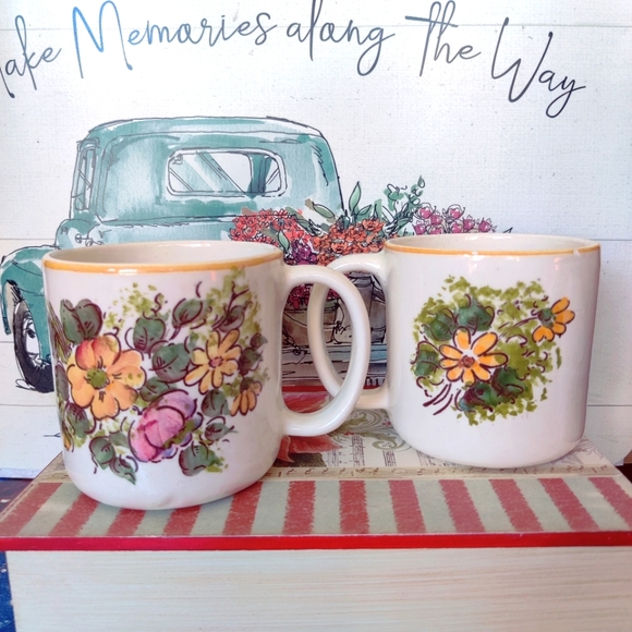 Vintage Hand Painted In Brazil, Pair of Floral Ceramic Mugs, Brazilian Artists - Picture 5 of 15